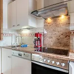Geierstein Apartman *